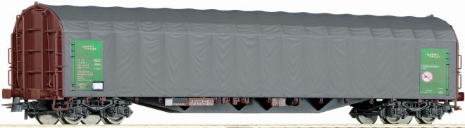 4 axle slide tarpaulin car in Green Cargo livery<br /><a href='images/pictures/Roco/66479.jpg' target='_blank'>Full size image</a>